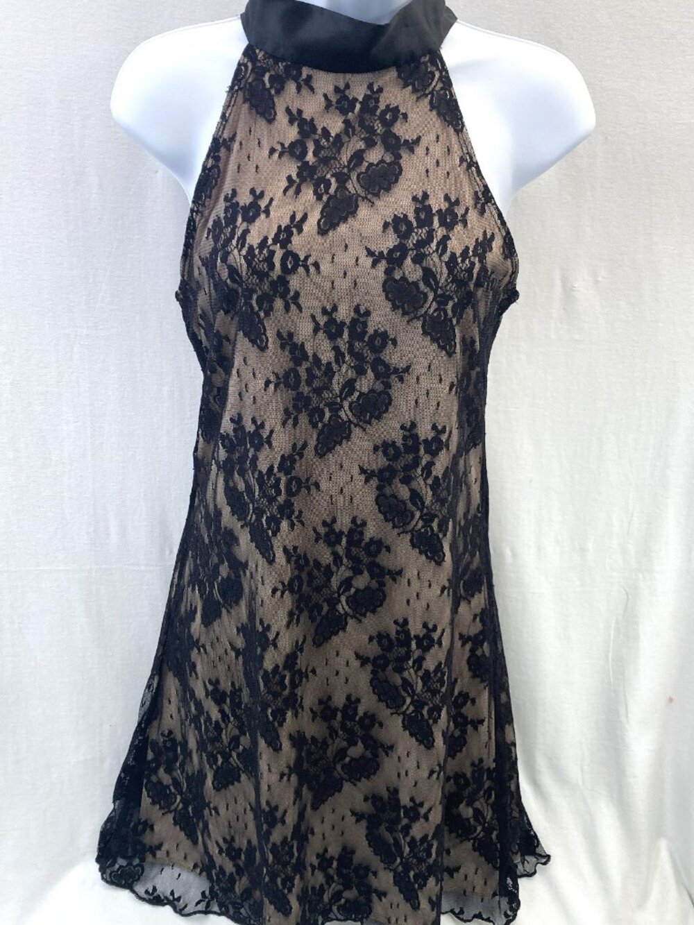 Rue 21 Sheer Lace Mini Dress with Tied High Collar Size Large